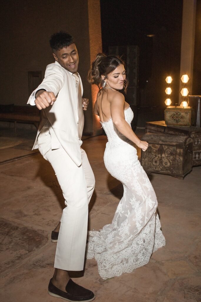 Jonny and Cameron wedding at Kasbah d’If Agafay Desert (photo 39)